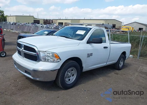 2022 Ram 1500 Classic Tradesman 4X2 8' Box from USA, damaged, VIN 3C6JR6DG9NG284355